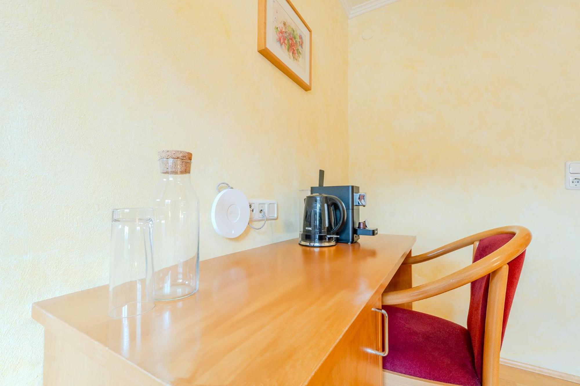 Whats-App Self-Check-In - Villa Maria Theresia Bad Goisern Habitación foto