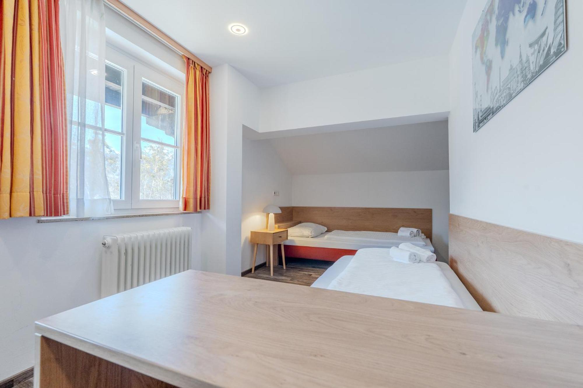 Whats-App Self-Check-In - Villa Maria Theresia Bad Goisern Habitación foto