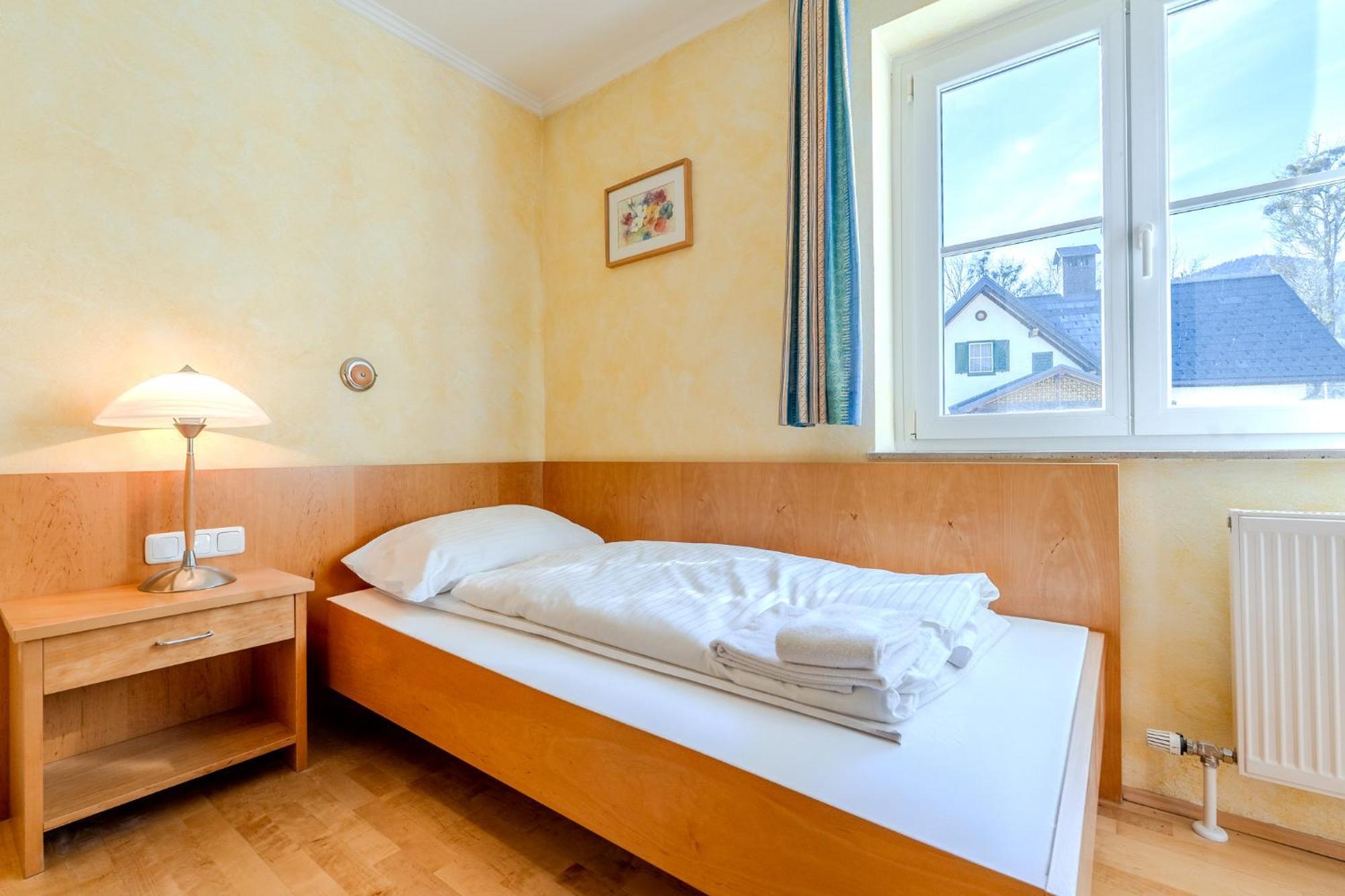 Whats-App Self-Check-In - Villa Maria Theresia Bad Goisern Habitación foto